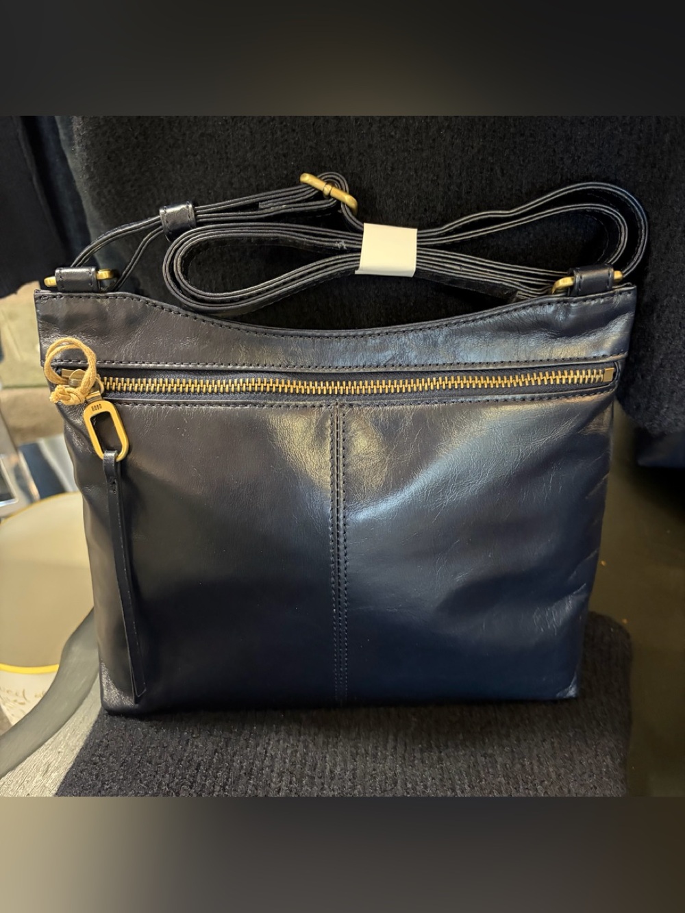Hobo Classic Ink Navy Leather Cambel Crossbody Bag - Sleek Everyday Carry